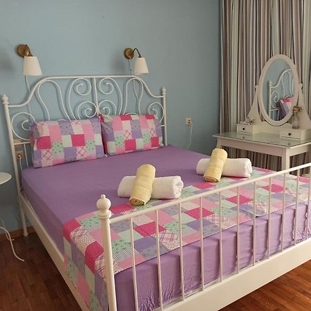 Irene'S Cozy Apartment Волос Екстериор снимка